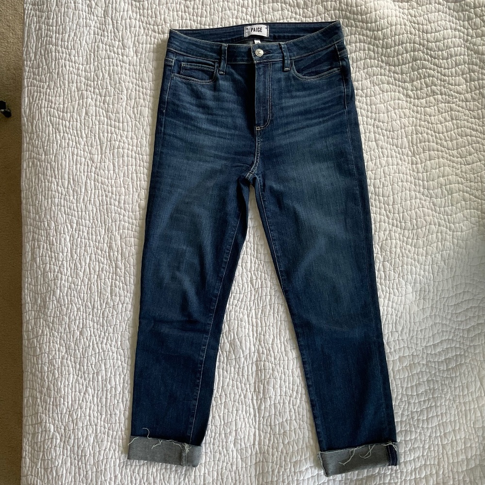 Paige Hoxton Slim Crop